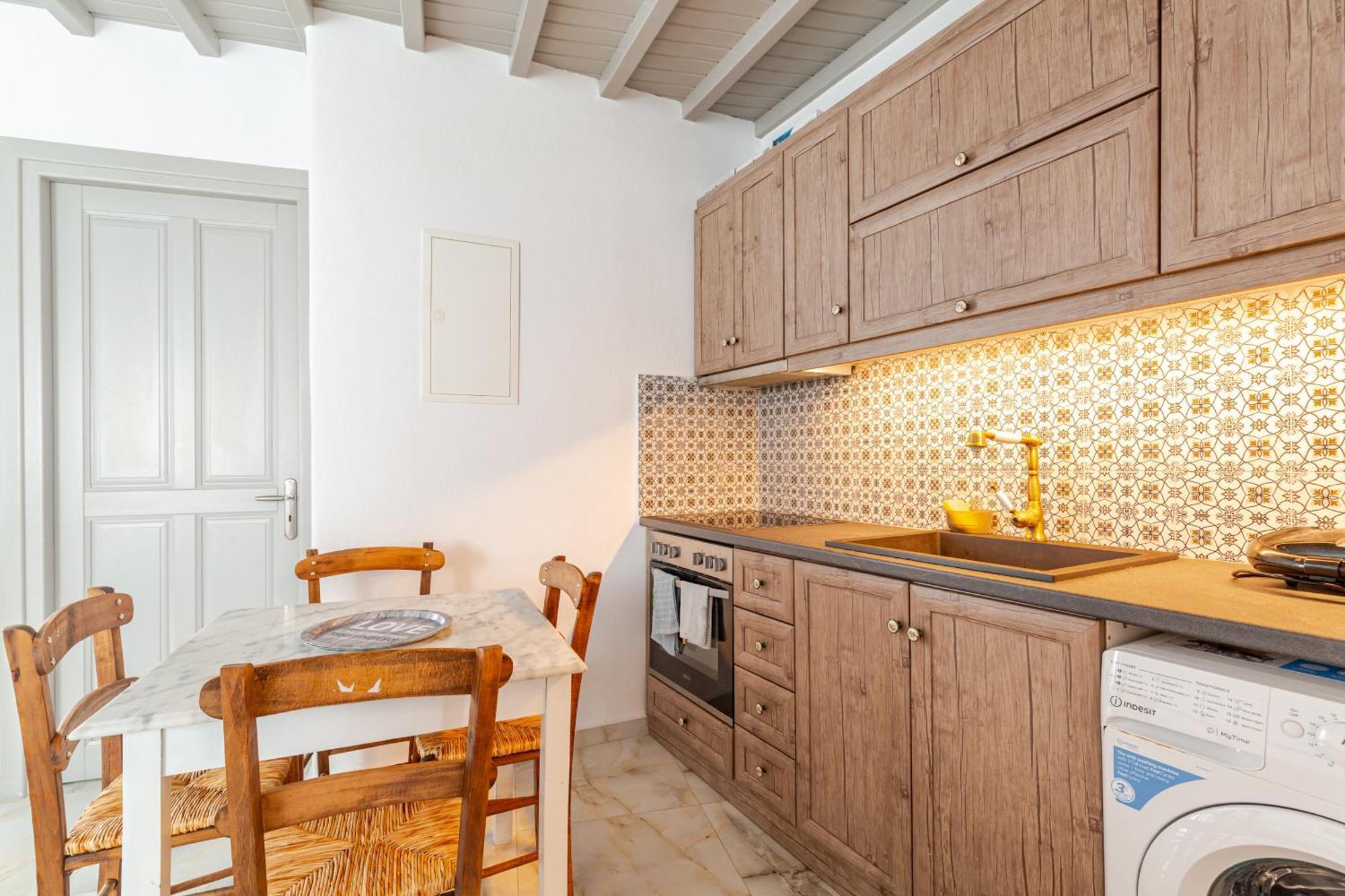 Elenitas Beach House In Ornos Esterno foto